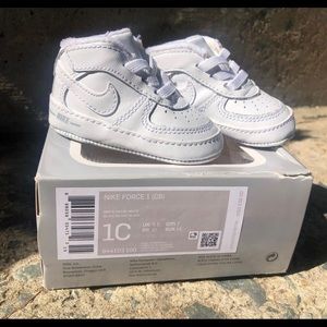 Nike uptowns airforces SOLD